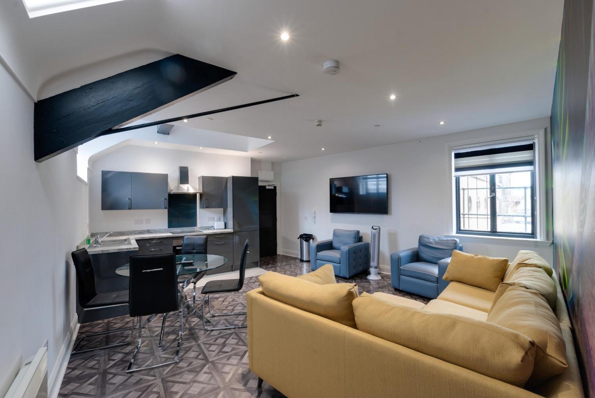 Temple Court Cavern Quarter Apartments By Happy Days Ливерпуль Экстерьер фото
